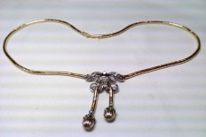 Necklace in gold and silver with diamonds